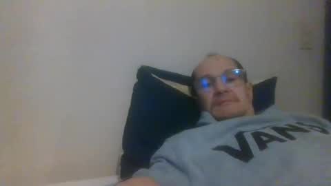 Snapshot of pichoun71 chatting on 25, 1, 2025 pichoun71 online show from 25, 1, 2025