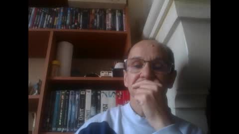 Snapshot of pichoun71 chatting on 16, 2, 2025 pichoun71 online show from 16, 2, 2025