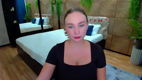 Emelie online show from 17, 4, 2026