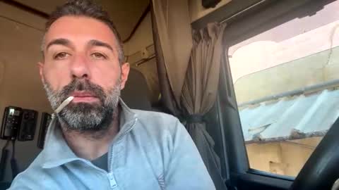 pierotu online show from 20, 11, 2025