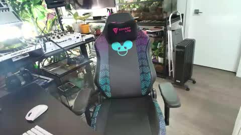 Pierre Fitch online show from 18, 1, 2026