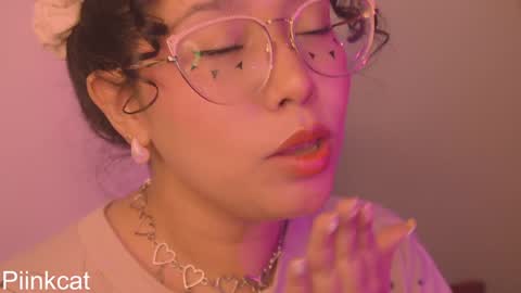 Snapshot of piinkcat chatting on 7, 2, 2025 Emi online show from 7, 2, 2025