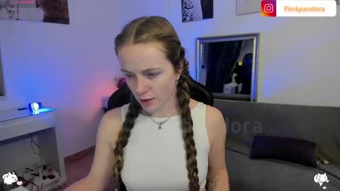 PiinkPandora online show from 19, 4, 2026