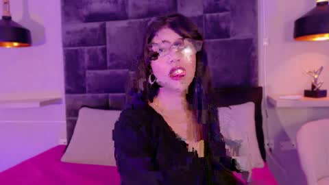 PIKAYLE  online show from 13, 4, 2026