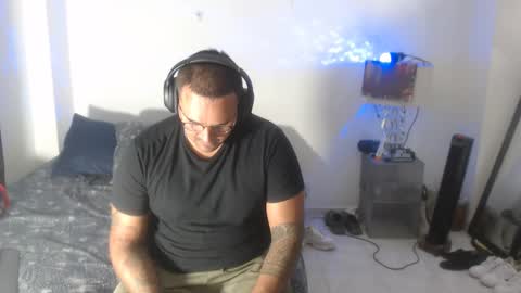 pikoro_gomez online show from 7, 2, 2025