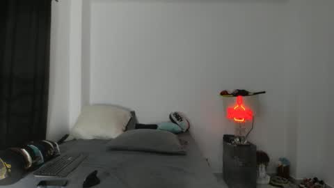 pikoro_gomez online show from 6, 4, 2026