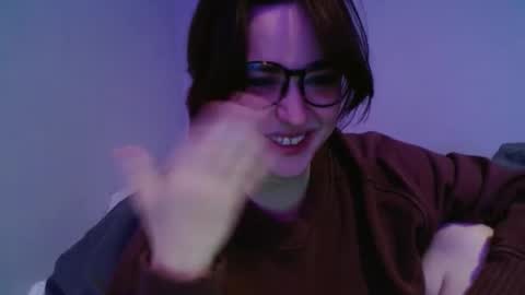 Snapshot of pillogoddess chatting on 26, 9, 2025 PilloGoddess online show from 26, 9, 2025