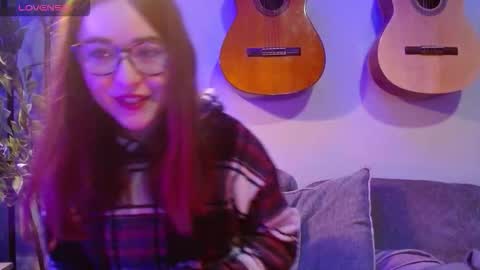 Snapshot of pillogoddess chatting on 22, 12, 2025 PilloGoddess online show from 22, 12, 2025