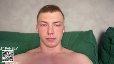 Snapshot of pimple_gang chatting on 29, 5, 2026 Sasha online show from 29, 5, 2026