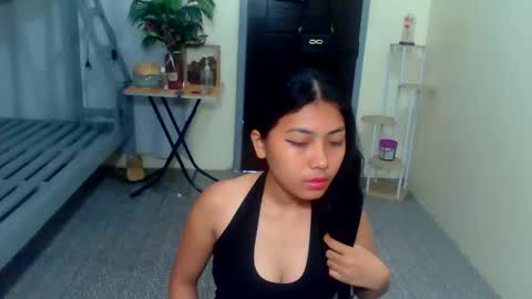 Snapshot of pinay_aangel chatting on 24, 5, 2026 pinay_aangel online show from 24, 5, 2026