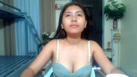 Snapshot of pinay_aangel chatting on 21, 6, 2026 pinay_aangel online show from 21, 6, 2026
