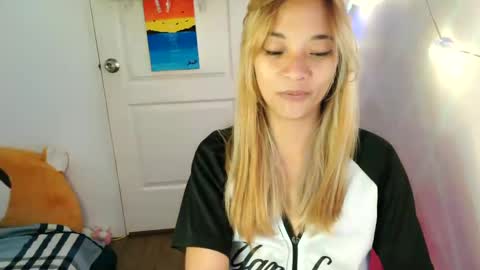 Snapshot of pinay_beauty14 chatting on 21, 2, 2025 pinay beauty14 online show from 21, 2, 2025