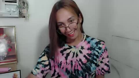 Snapshot of pinay_lucy chatting on 6, 2, 2025 lucyLove online show from 6, 2, 2025