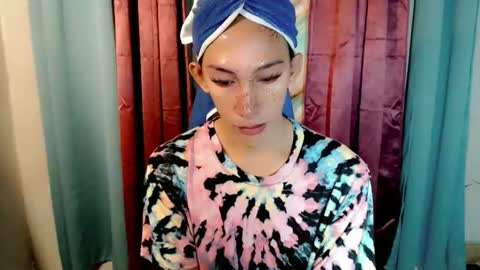 Snapshot of pinay_lucy chatting on 1, 10, 2025 lucyLove online show from 1, 10, 2025