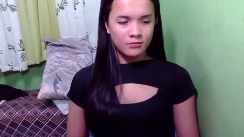 Snapshot of pinaymorena_rhowe chatting on 5, 12, 2024 pinaymorena_rhowe online show from 5, 12, 2024