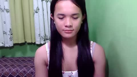 Snapshot of pinaymorena_rhowe chatting on 12, 12, 2024 pinaymorena_rhowe online show from 12, 12, 2024