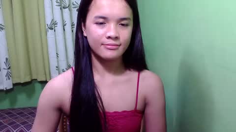 Snapshot of pinaymorena_rhowe chatting on 23, 12, 2024 pinaymorena_rhowe online show from 23, 12, 2024