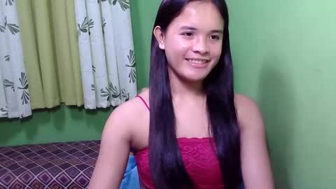 Snapshot of pinaymorena_rhowe chatting on 12, 1, 2025 pinaymorena_rhowe online show from 12, 1, 2025