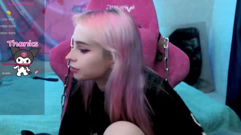 Snapshot of pineapple_dope chatting on 15, 12, 2024 Nancy online show from 15, 12, 2024
