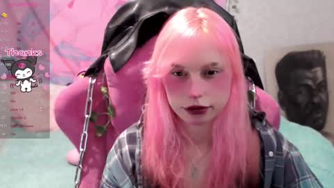Snapshot of pineapple_dope chatting on 11, 2, 2025 Nancy online show from 11, 2, 2025