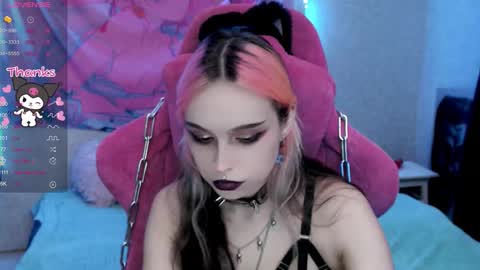 Snapshot of pineapple_dope chatting on 22, 9, 2025 Nancy online show from 22, 9, 2025
