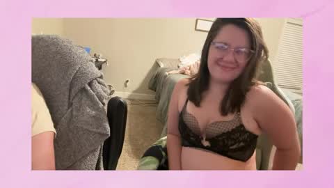 Snapshot of pineappleprincess1 chatting on 6, 6, 2026 Pineapple Princess online show from 6, 6, 2026
