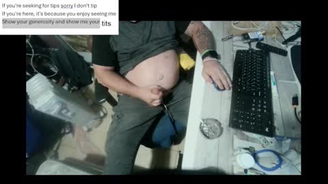 Snapshot of pini_z chatting on 12, 1, 2025 pini_z online show from 12, 1, 2025