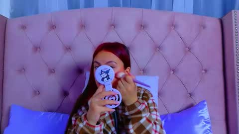 Snapshot of pink_bonnie chatting on 4, 10, 2025 pink_bonnie online show from 4, 10, 2025