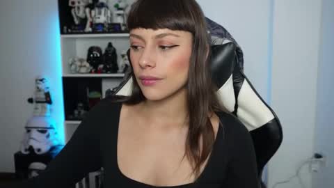 Emily online show from 6, 2, 2026