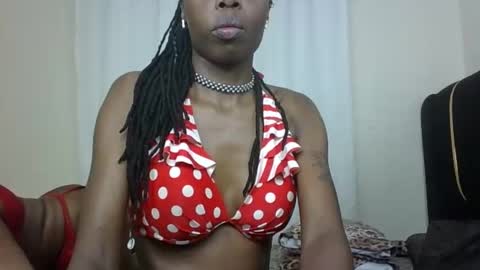 Snapshot of pinkie_ponny chatting on 14, 2, 2025 Pinkie online show from 14, 2, 2025