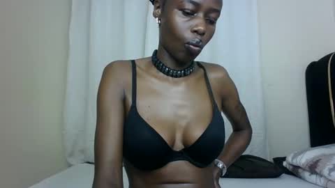 Snapshot of pinkie_ponny chatting on 19, 2, 2025 Pinkie online show from 19, 2, 2025