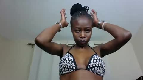 Snapshot of pinkie_ponny chatting on 23, 2, 2025 Pinkie online show from 23, 2, 2025