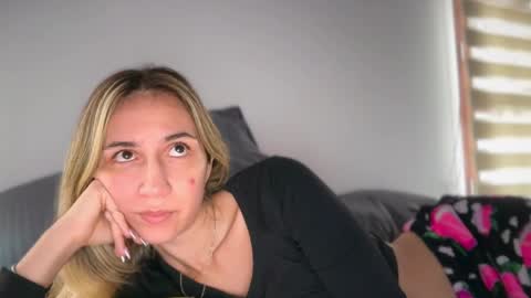 Pinkilola online show from 19, 4, 2026