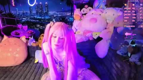 Gwenie online show from 29, 9, 2025