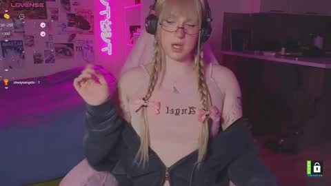 pinkvenom_ online show from 26, 2, 2026