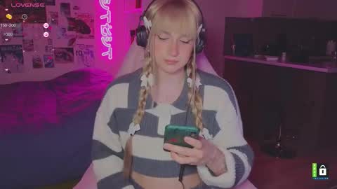 pinkvenom_ online show from 28, 2, 2026