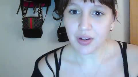 Nicky online show from 17, 4, 2026