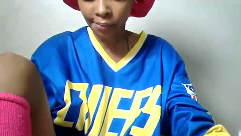 pinky_lov online show from 3, 3, 2025