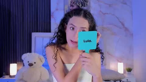 Snapshot of pinky_peach_ chatting on 4, 10, 2025 Peachy online show from 4, 10, 2025