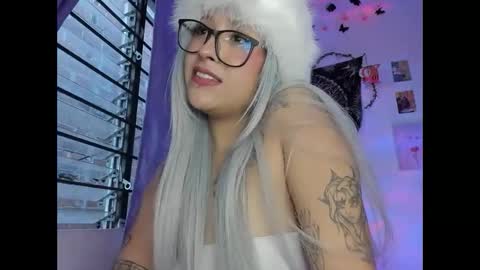 Snapshot of pinky_promiseex chatting on 22, 5, 2026 pinky_promiseex online show from 22, 5, 2026