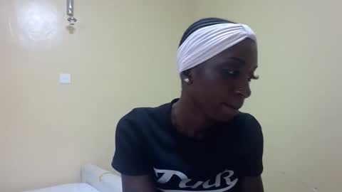 Snapshot of pinky_winky2 chatting on 14, 10, 2025 pinky_winky2 online show from 14, 10, 2025