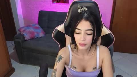 pinkygirl20 online show from 3, 10, 2025