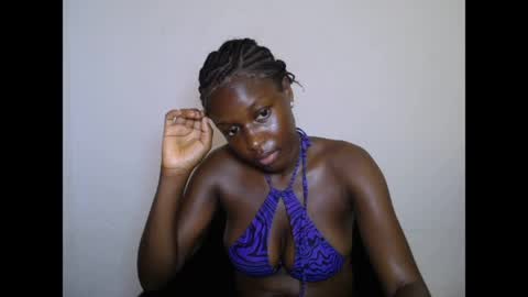 pinkykiki_247 online show from 23, 4, 2026