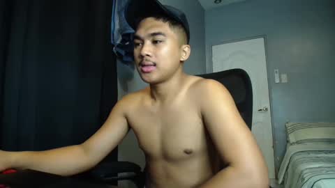 Snapshot of pinoyadriannexxx chatting on 25, 4, 2026 Adrianne online show from 25, 4, 2026
