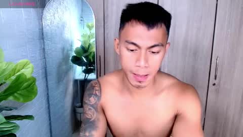 Snapshot of pinoymilker chatting on 18, 4, 2026 ethan online show from 18, 4, 2026