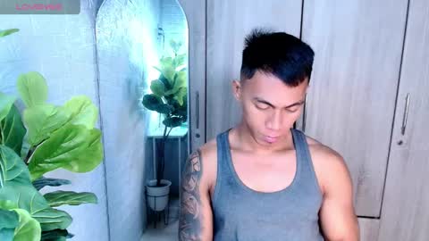 Snapshot of pinoymilker chatting on 10, 5, 2026 ethan online show from 10, 5, 2026
