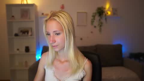 Piper Perri online show from 7, 7, 2026