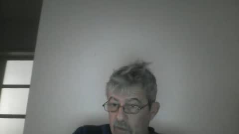 pipi2704 online show from 26, 1, 2025