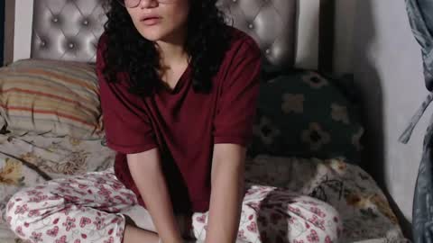 Snapshot of piscis_dreams chatting on 4, 5, 2026 PiscisDreams online show from 4, 5, 2026