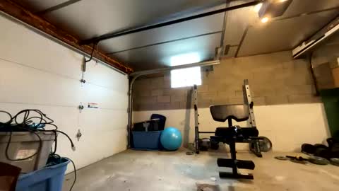 Snapshot of pitt821 chatting on 24, 10, 2025 Mike online show from 24, 10, 2025